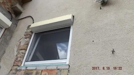 Vakolható tokos redőny szúnyoghálóval kombinálva